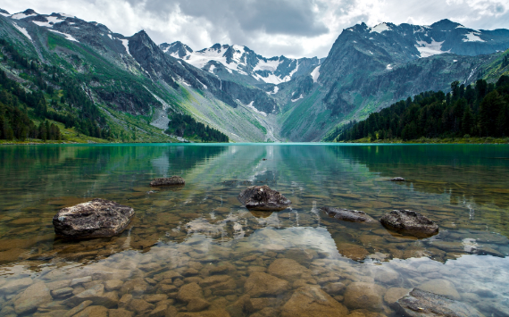 Республика Алтай вошла в топ-3 самых популярных направлений для путешествий по России
