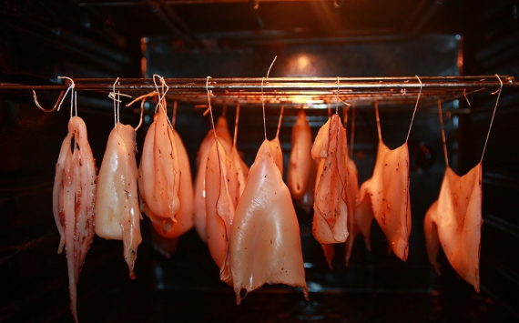 Резидент СПВ запустил производство рыбных закусок